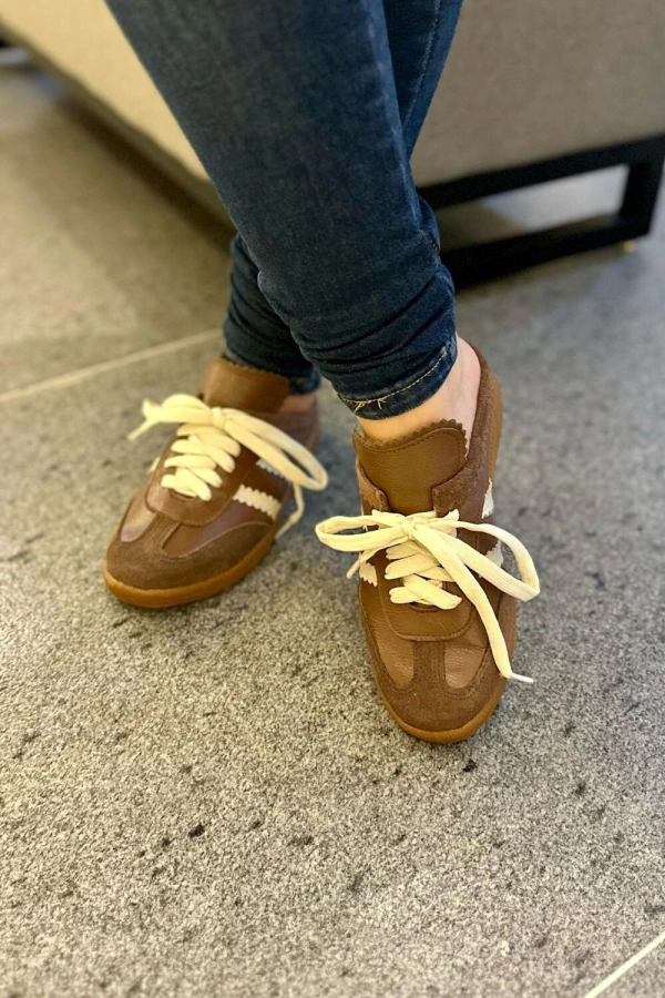 Tenis Rivera