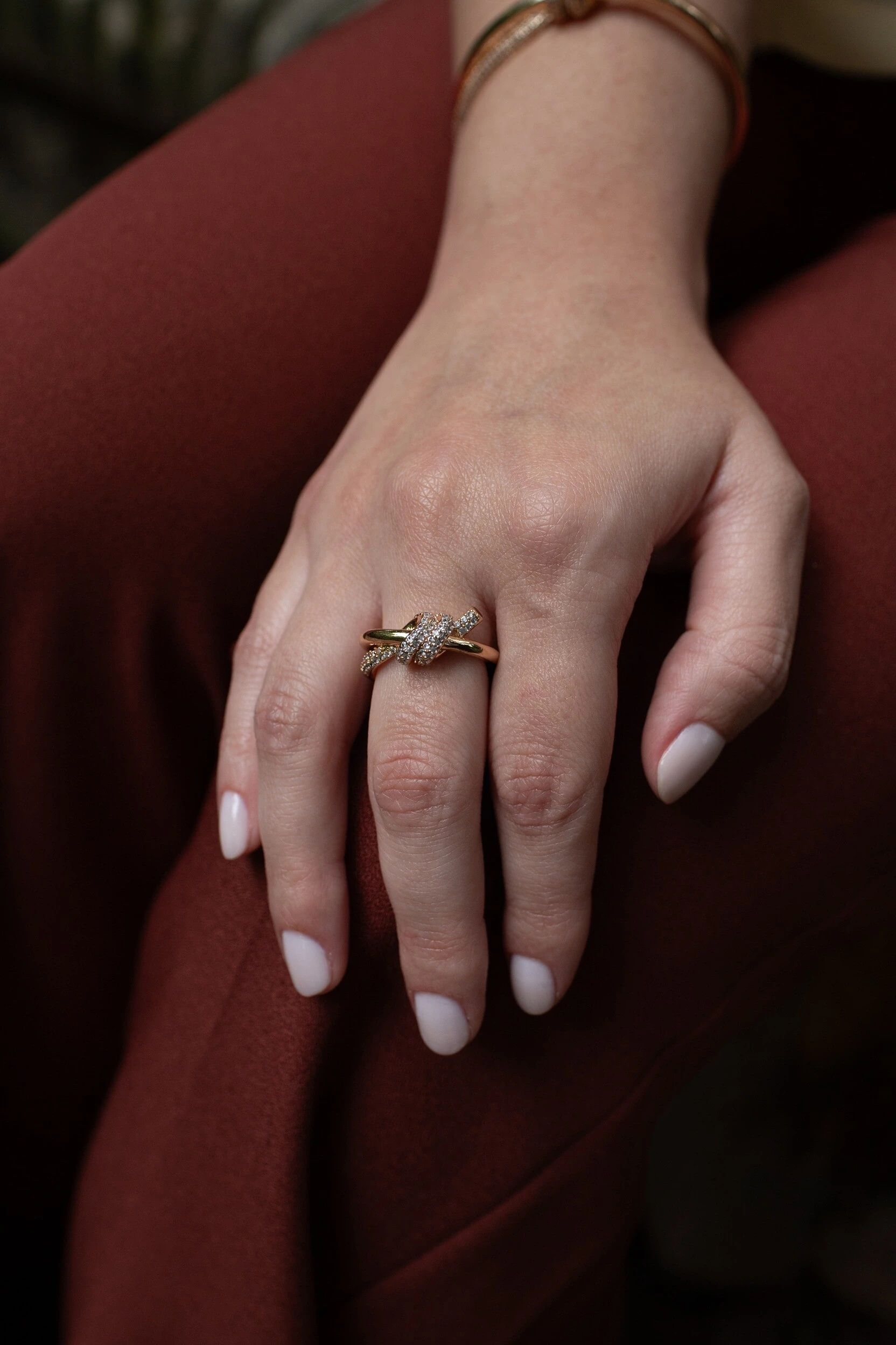 FotoAnel Nó Dourado ajustável