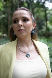 Brinco de Folha Ariela