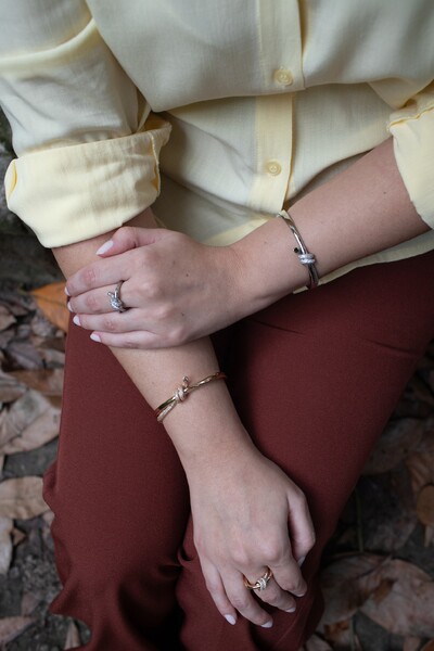 Foto Conjunto Nó Dourado Vinculum