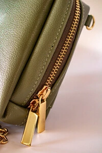Mini Bags em Couro Legítimo com Chaveiro Porta Batom Removível