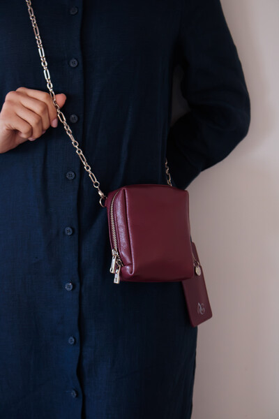 Foto Mini Bags em Couro Legítimo com Chaveiro Porta Batom Removível
