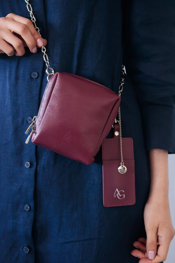 Mini Bags em Couro Legítimo com Chaveiro Porta Batom Removível