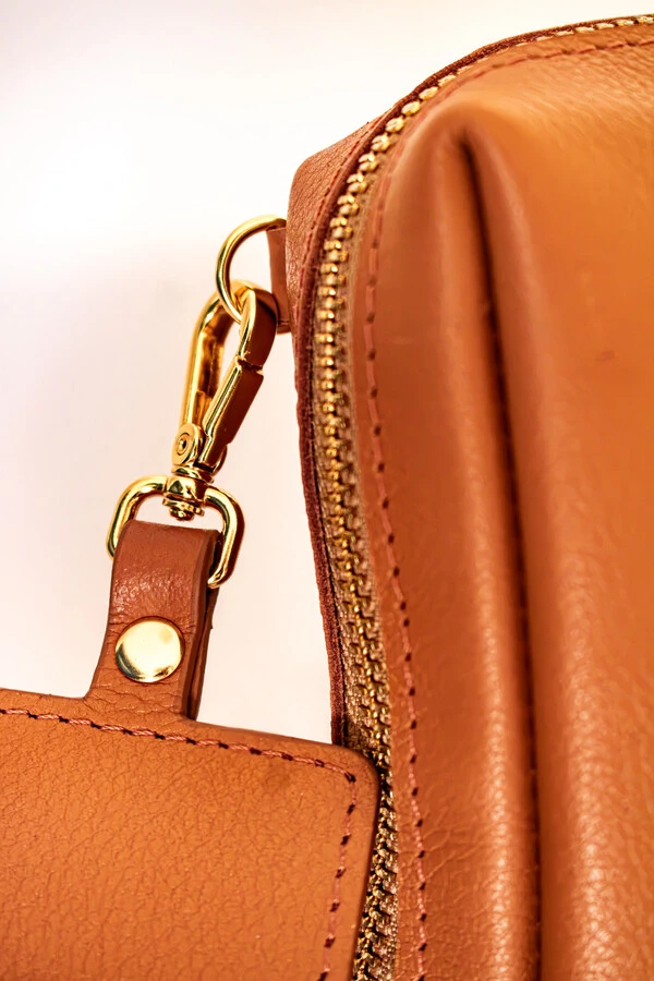 Mini Bags em Couro Legítimo com Chaveiro Porta Batom Removível