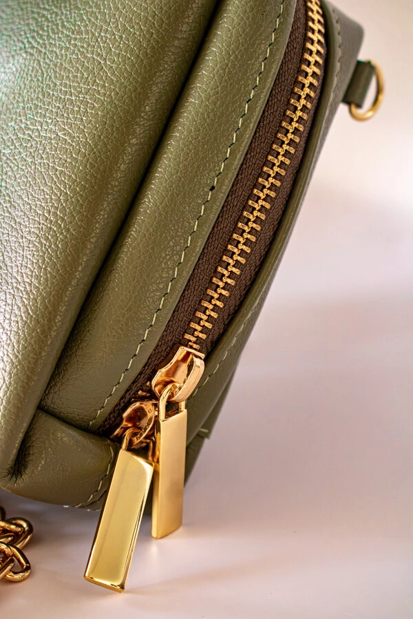 Mini Bags em Couro Legítimo com Chaveiro Porta Batom Removível