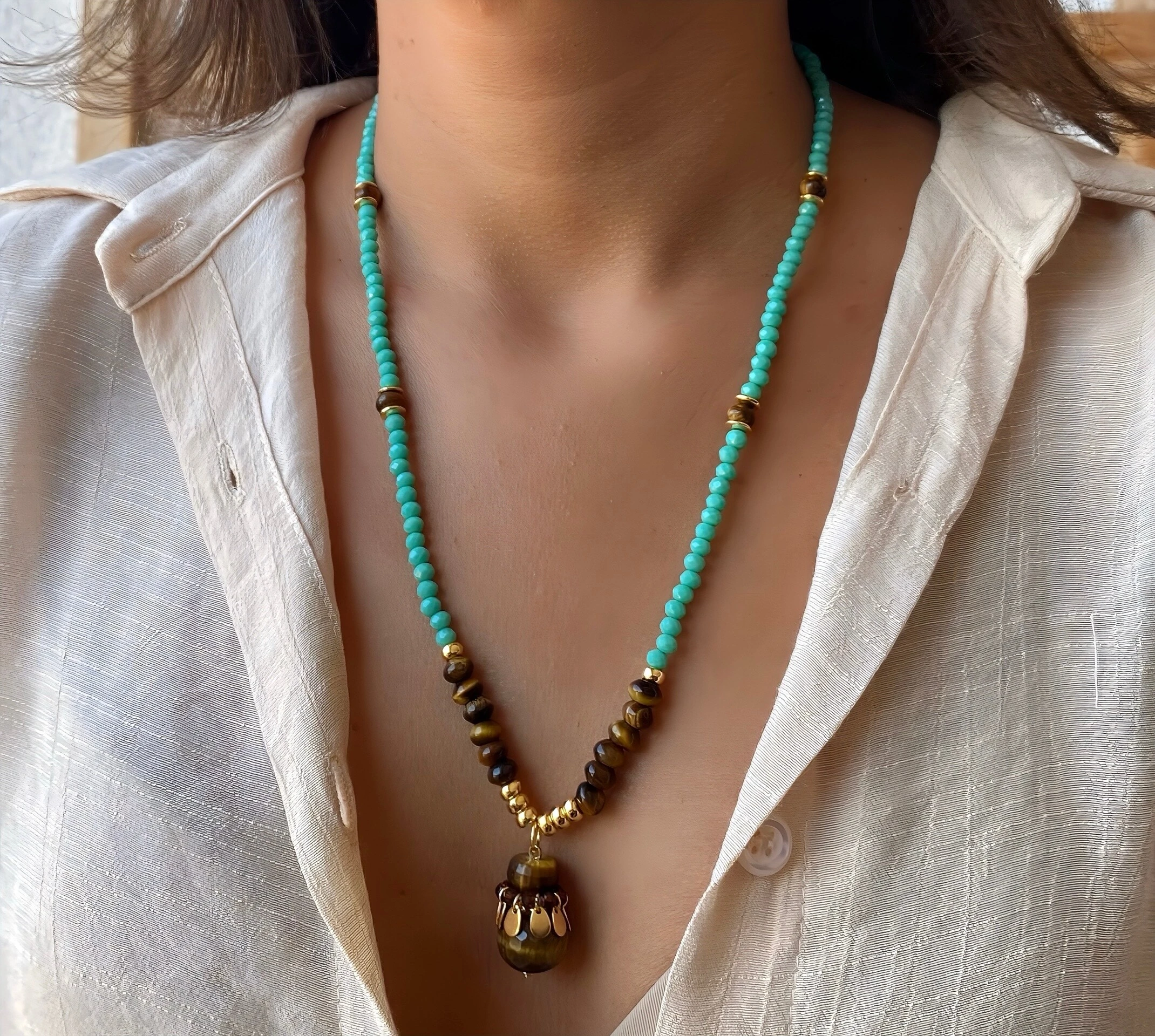 FotoColar com Pedra Olho de Tigre e Cristal Verde Água