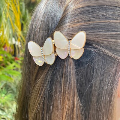 Foto Bico de Pato Borboleta com Madrepérola