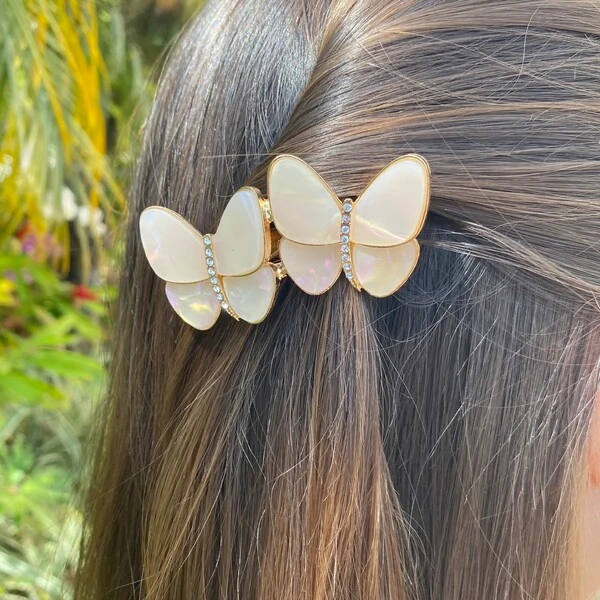 Bico de Pato Borboleta com Madrepérola