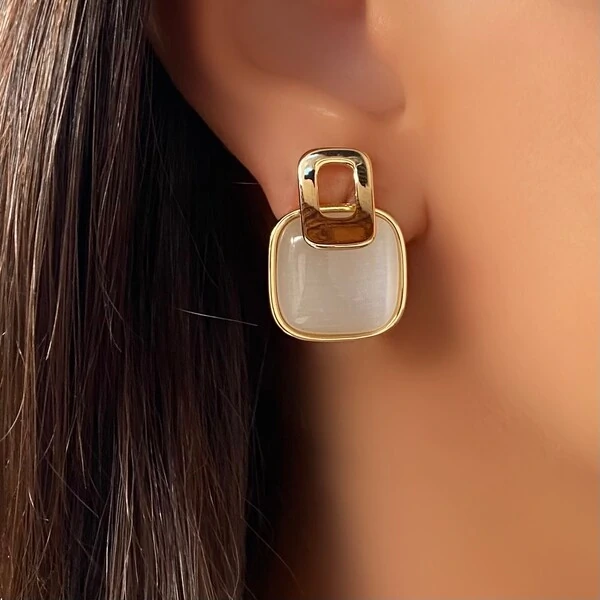 Brinco Lady com Madrepérola