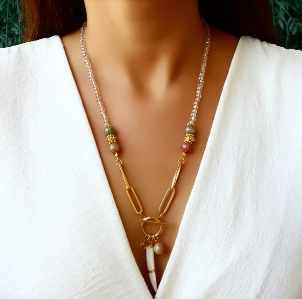 Colar Marrocos com Dente Madrepérola e Pedra Ágata