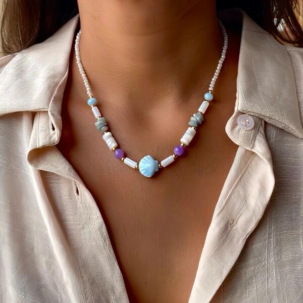 Colar Concha Madrepérola com Pedra e Cristal Color