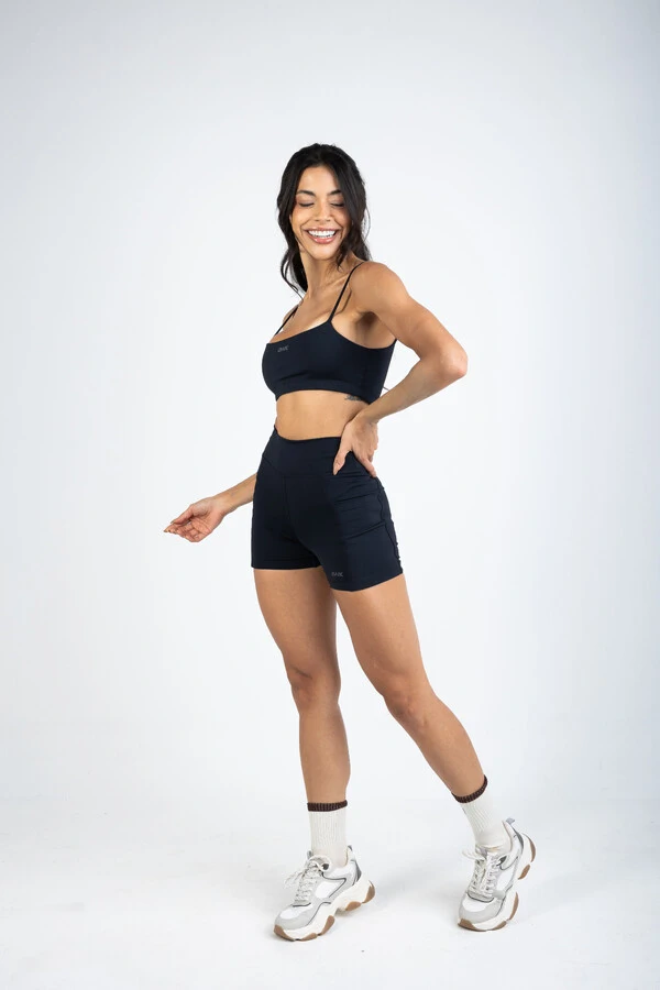 Preto + Short