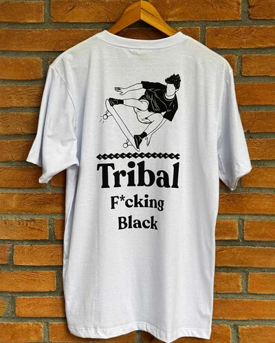 Foto Camiseta Tribal Black Branca