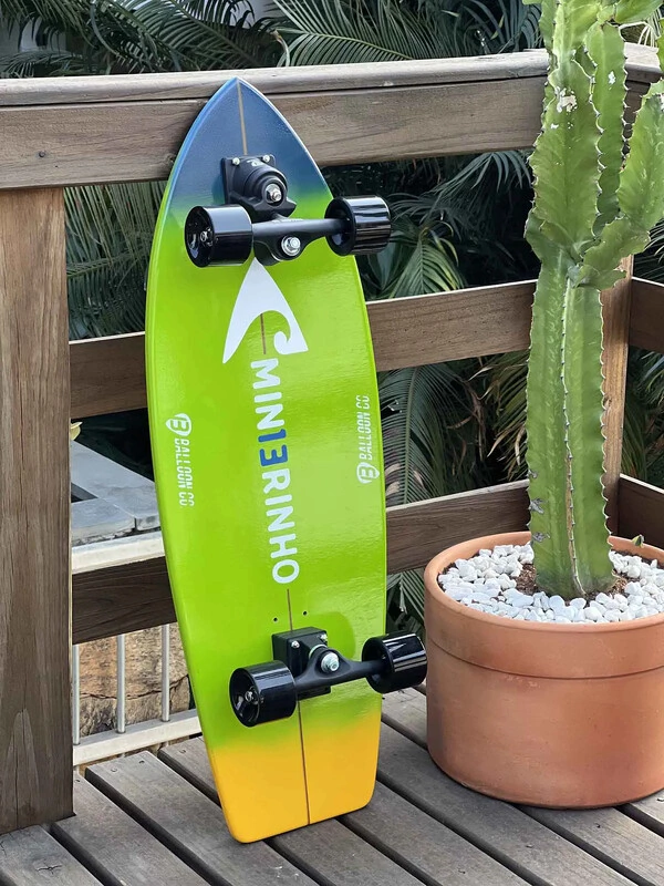 Kit Simulador de Surf MINEIRINHO + Balance Board MINEIRINHO | GANHE uma skatebag de brinde
