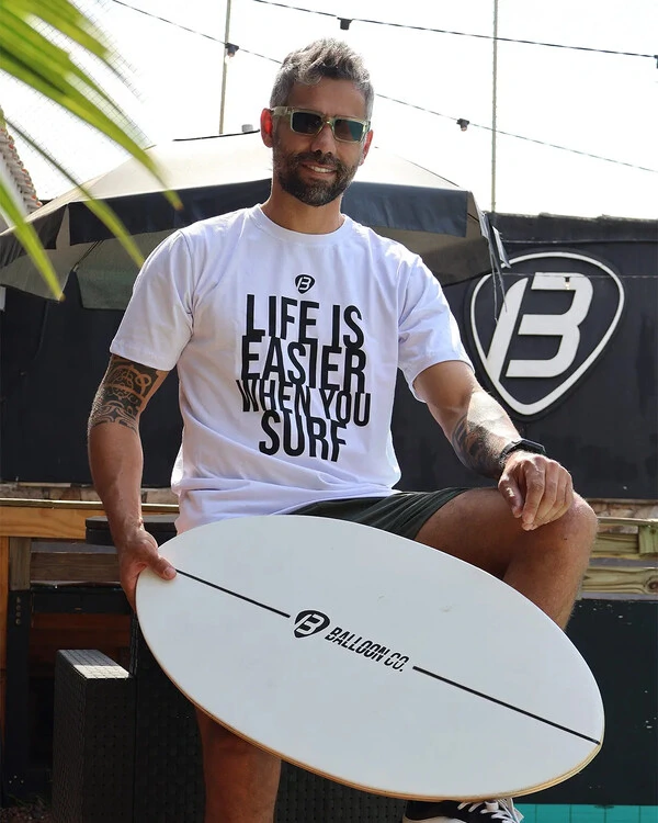 Camiseta Life Is Easer Branca