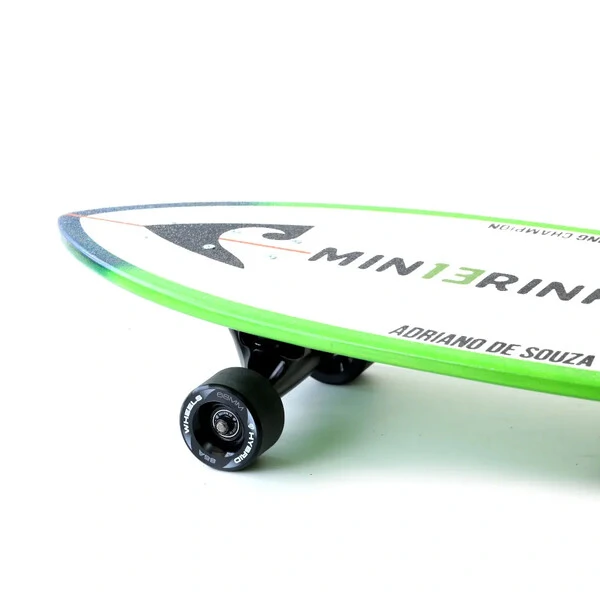 Skate Simulador de Surf MINEIRINHO - Pro Model Adriano de Souza - Campeão Mundial de Surf
