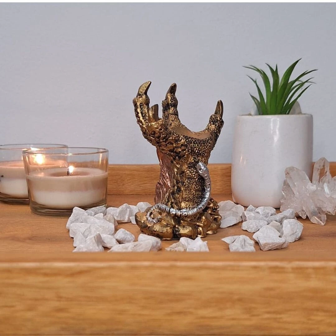 FotoMão de Dragão para Cristal ou Incenso