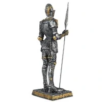 Guerreiro Medieval com Lança