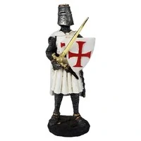 Guerreiro Templário com Espada e Escudo