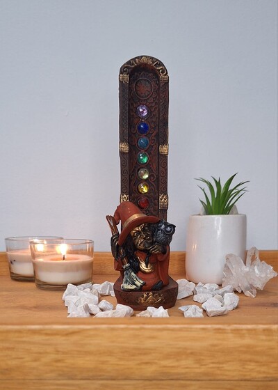 FotoIncensário 7 Chakras Bruxa Com Coruja