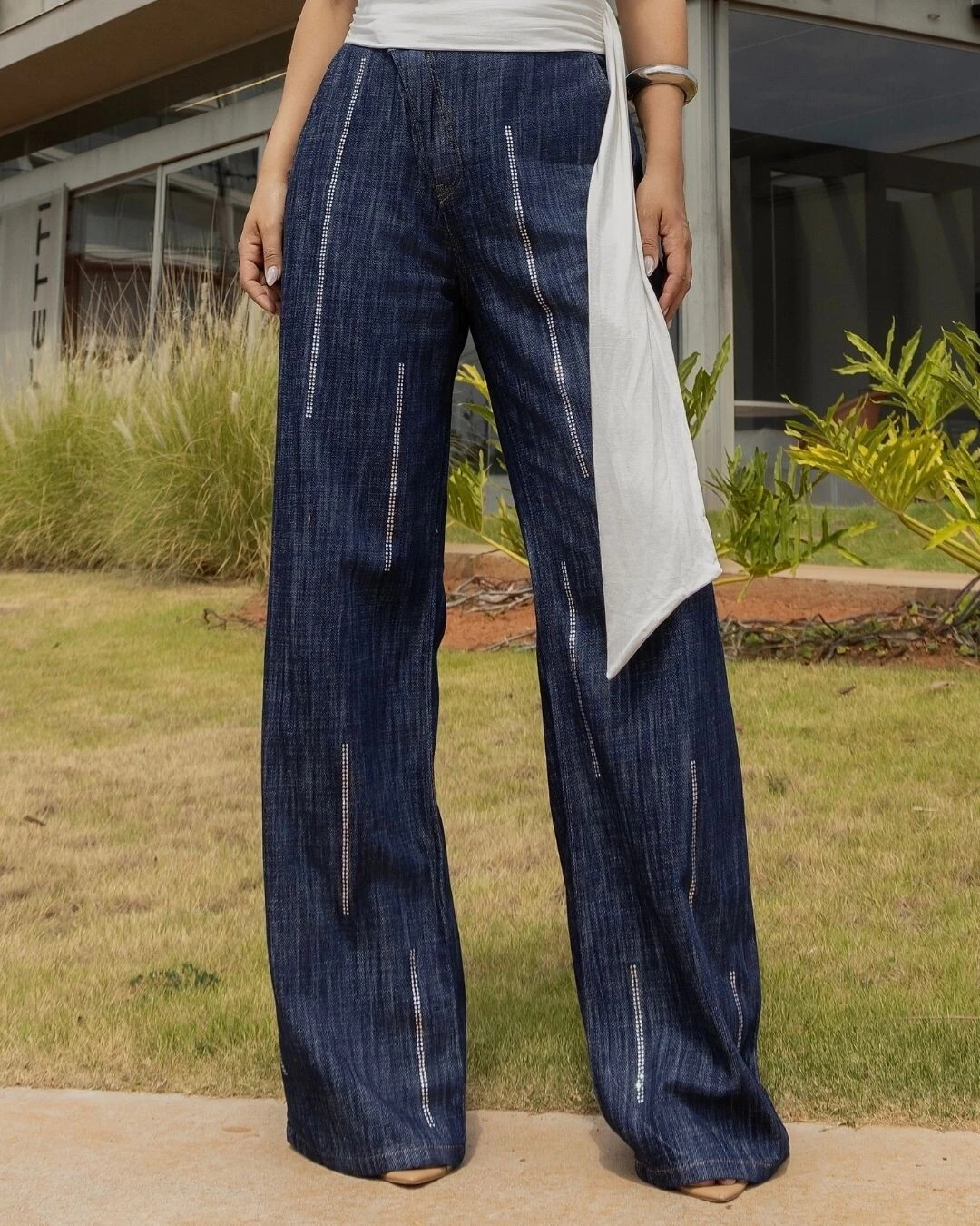 Foto Calça Wide Leg Jeans com Fios de Brilhos