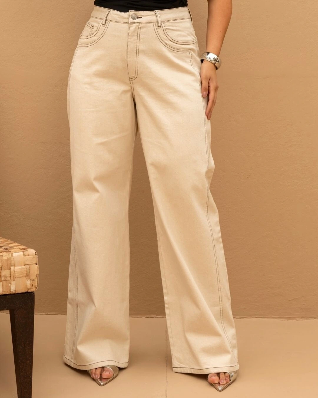 Foto Calça Plus Size Wide Leg com Pesponto