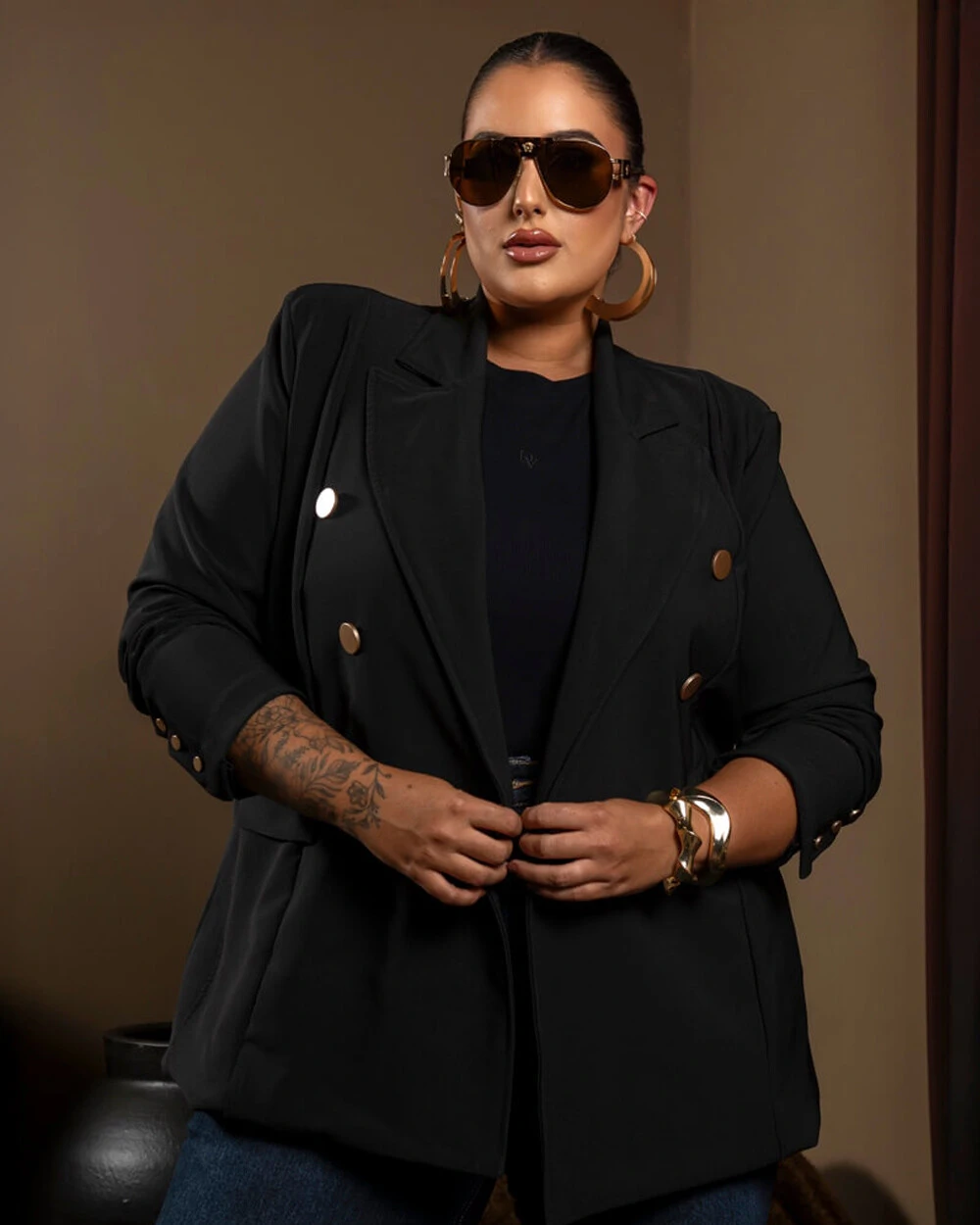 Foto Blazer Alfaiataria Alongado Forrado Plus Size