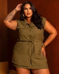 Conjunto Plus Size Parka e Short Saia