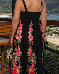 Vestido Plus Size Longo Estampado Alças com Decote Quadrado