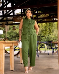Conjunto Plus Size Calça e Colete Botões