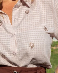 Camisa Plus Size Bordado Eletronico
