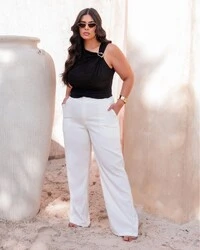 Blusa Plus Size Tule com Fivela