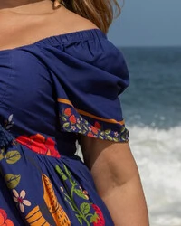 Vestido Plus Size Longo Cigana com Amarril Busto