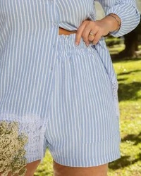 Conjunto Plus Size Listrado Short e Camisa com Renda