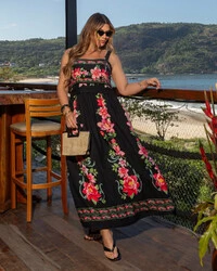 Vestido Plus Size Longo Estampado Alças com Decote Quadrado