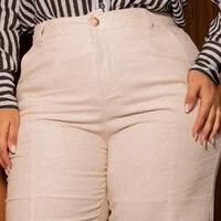 Calça Pantalona Plus Size em Linho