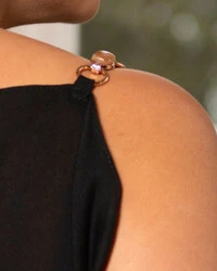 Blusa Plus Size Lenço com Detalhe Ombro | Divas Voga