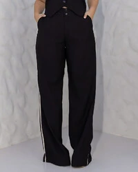 Calça Plus Size Pantalona com Friso