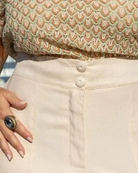 Calça Plus Size Alfaiataria com Bolso Cargo