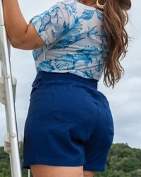 Short Alfaiataria com Cinto Plus Size