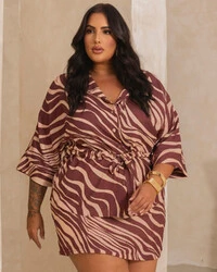 Conjunto Plus Size Kimono e Short Saia