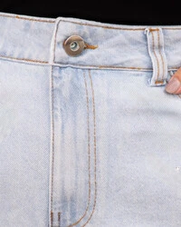 Short Plus Size Jeans com Barra Italiana