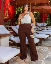 Blusa Plus Size Nula Manga com Drapeado Lateral | Maria Francia