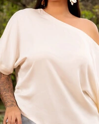 Blusa Plus Size Assimetrica Acetinada