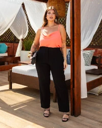 Calça Plus Size Alfaiataria Reta