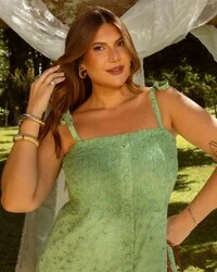 Vestido Plus Size Longo Bordado Lesie