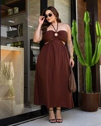 Vestido Plus Size Midi Com Recorte na Cintura