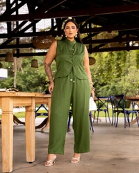 Conjunto Plus Size Calça e Colete Botões
