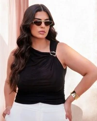 Blusa Plus Size Tule com Fivela