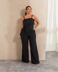 Conjunto Plus Size Calça Pantalona e Cropped Assimetrico Fivela